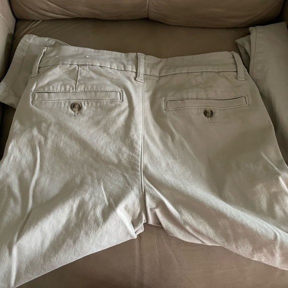 Barely Worn Khaki AE Skinny Pants - Picture 3 of 3